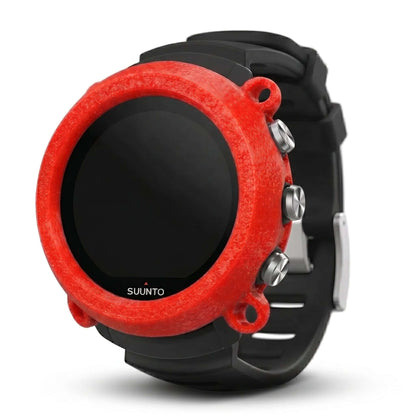 Hülle für Suunto D5 - Band + Bungeeösen in rot für optimalen Schutz und Sicherheit beim Tauchen.
