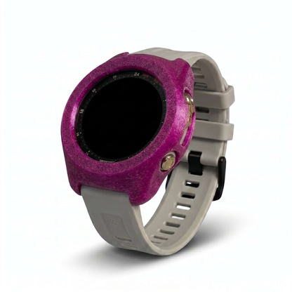 Hülle für Garmin Descent MK3i 43mm in lila mit grauem Armband, optimaler Schutz für den Tauchcomputer.